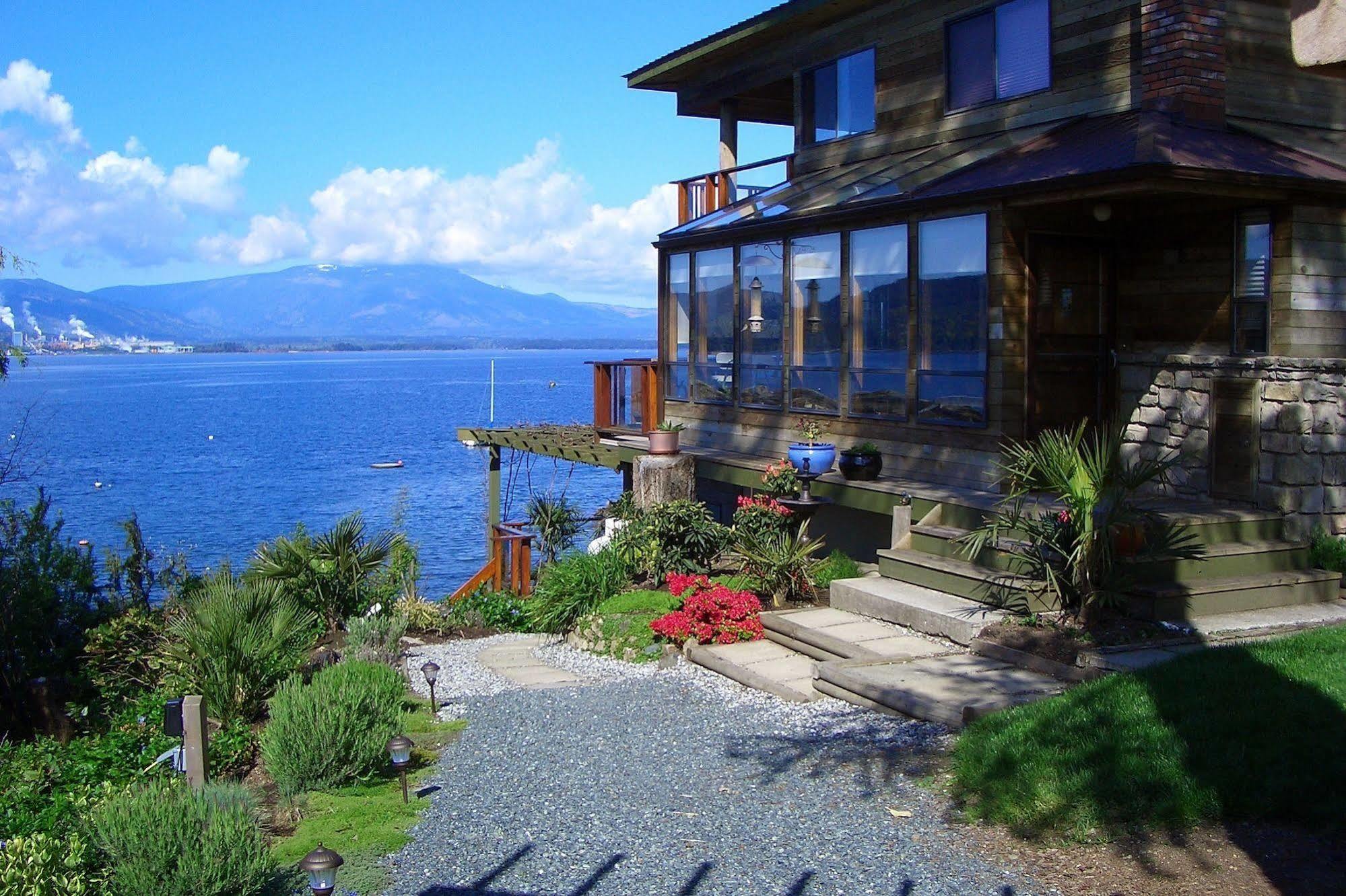 Hotel Beachfront At Vesuvius Ganges Exterior foto